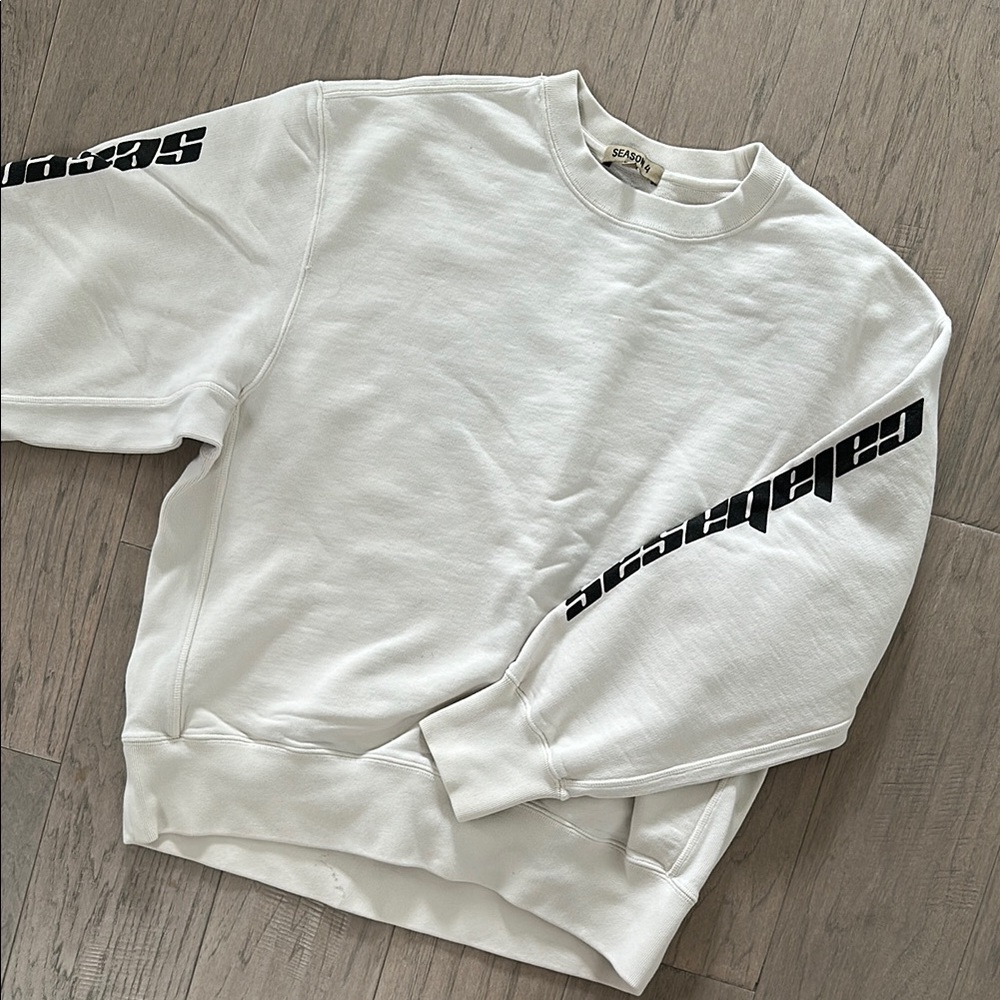 Yeezy Season 4 Calabasas crewneck. Gently worn. Super soft!